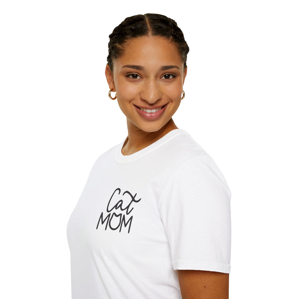 Cat Mom T-Shirt — Cute Minimal Pet Lover Tee