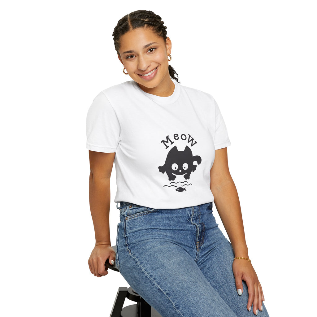 Meow Retro Cat Tee — Playful "Meow" Graphic T-Shirt