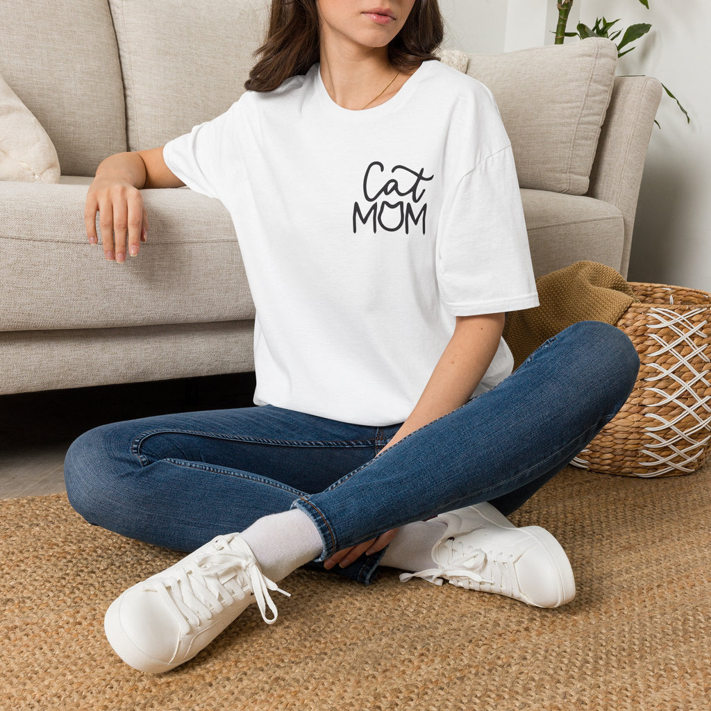 Cat Mom T-Shirt — Cute Minimal Pet Lover Tee