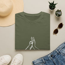 Minimal Line Art Hands T-Shirt — 'Clap' Elegant Single‑Line Hands Graphic Tee